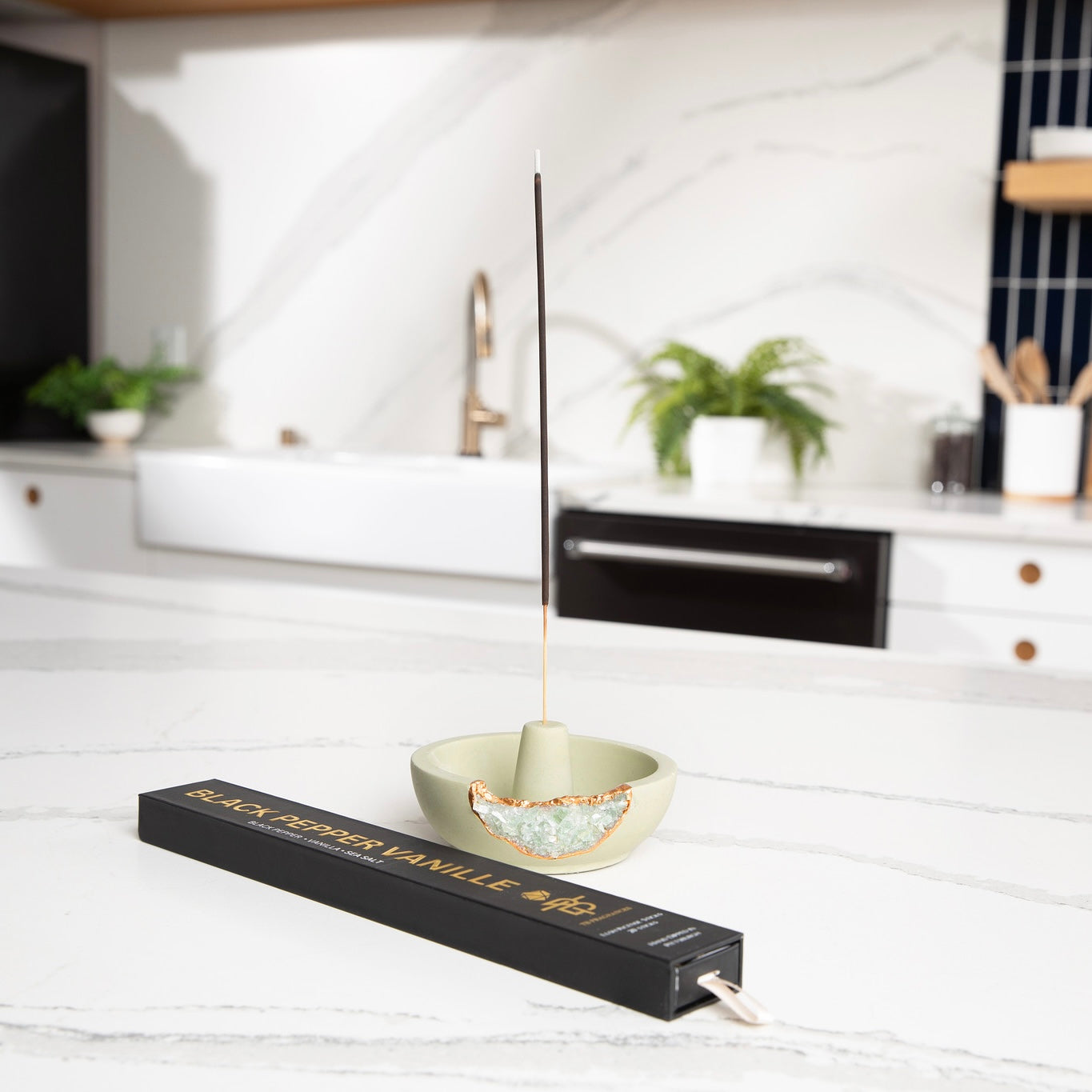 Black Pepper Vanille Incense